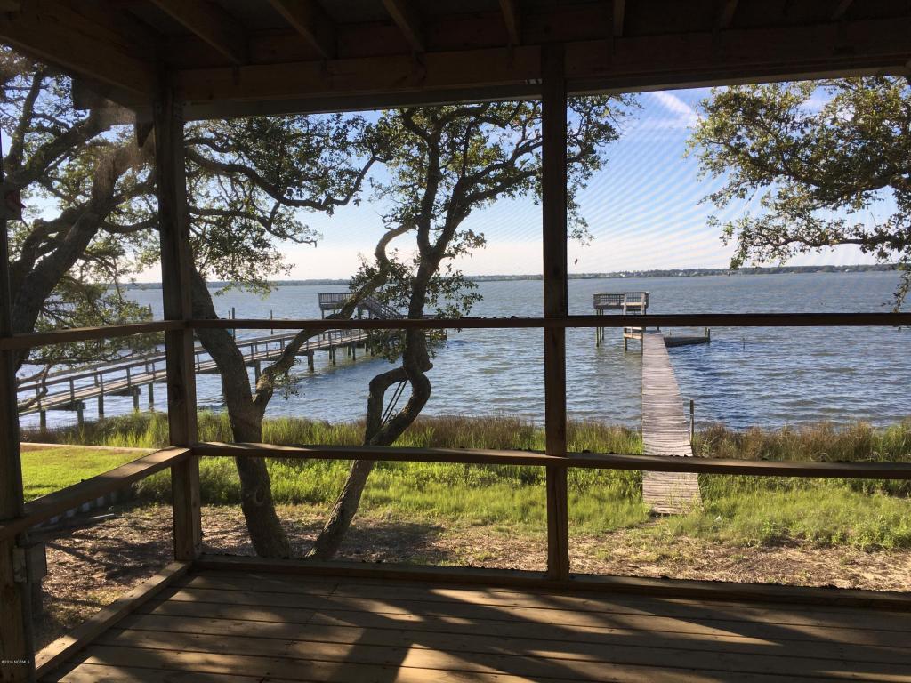 5704 Sound Drive, Emerald Isle, NC 28594 (MLS #100000216) :: Century 21 Sweyer & Associates