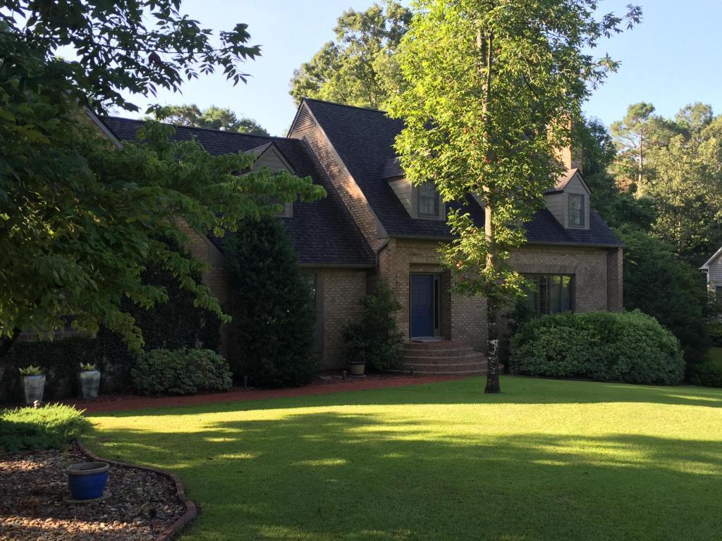 2303 Oakview Drive, New Bern, NC 28562 (MLS #100023925) :: Century 21 Sweyer & Associates