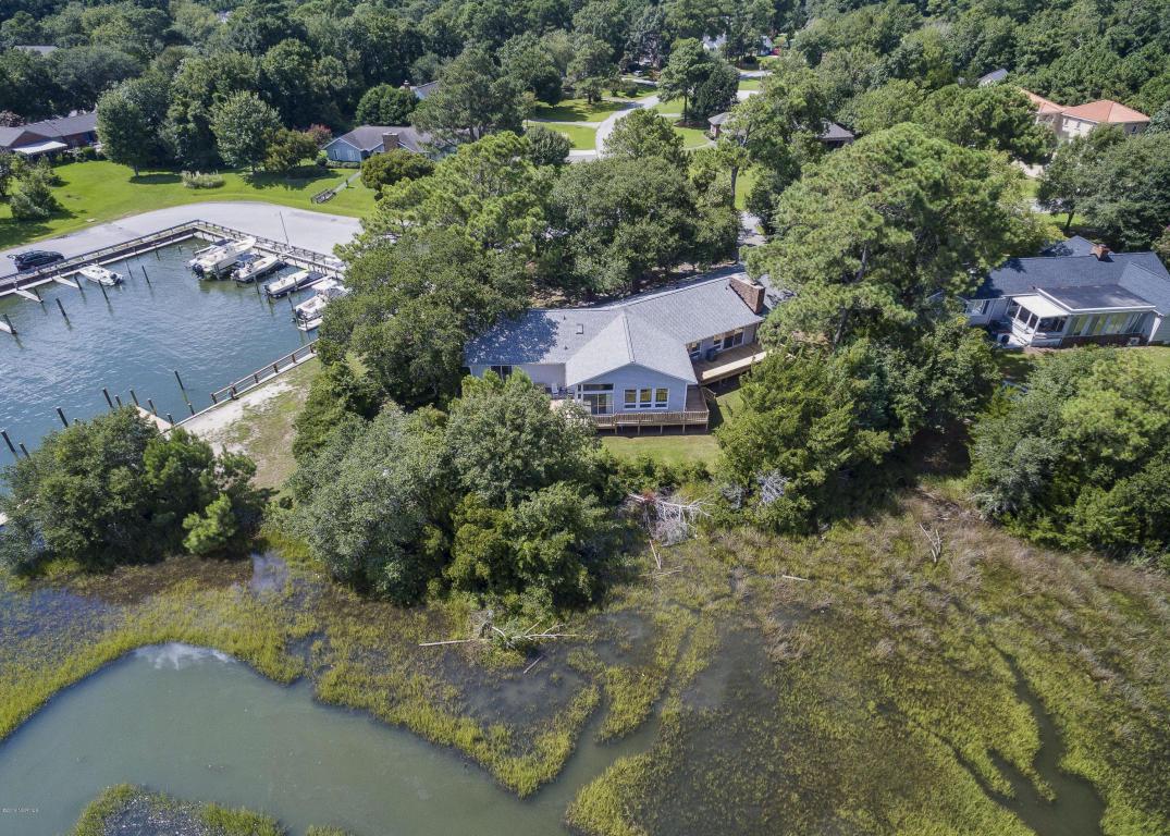 127 Gull Harbor Drive, Newport, NC 28570 (MLS #100027370) :: Century 21 Sweyer & Associates