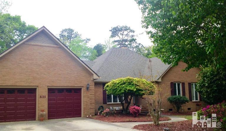 411 Lakeview Drive - Photo 1