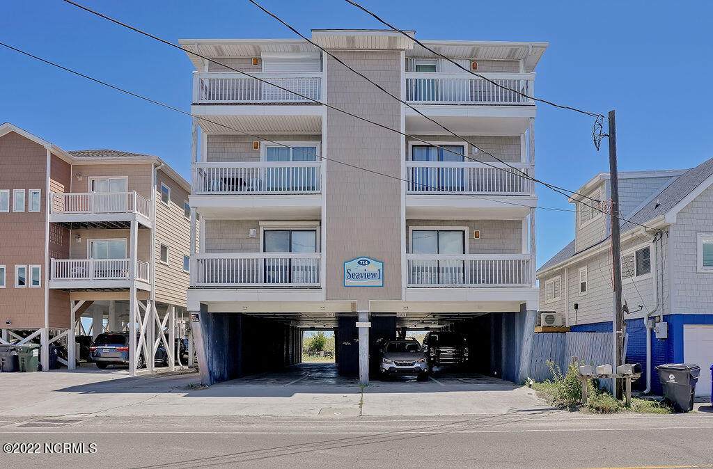 714 Carolina Beach Avenue - Photo 1