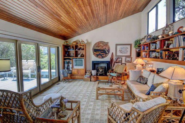 128 Channelbend, Surf City, NC 28445 (MLS #40205928) :: Century 21 Sweyer & Associates