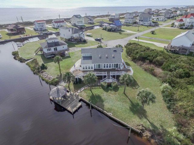 512 Trade Winds Drive N, North Topsail Beach, NC 28460 (MLS #40206843) :: Century 21 Sweyer & Associates
