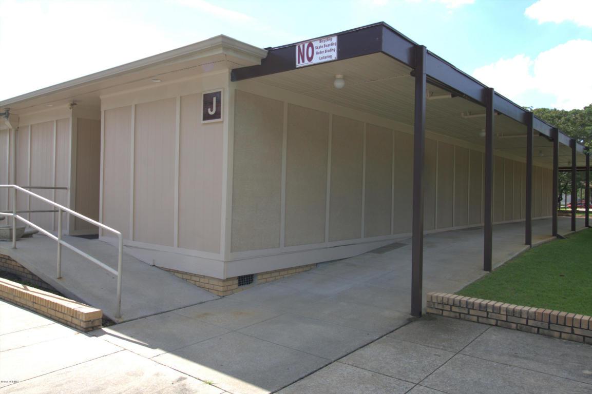 200 Doctors Drive - Photo 1