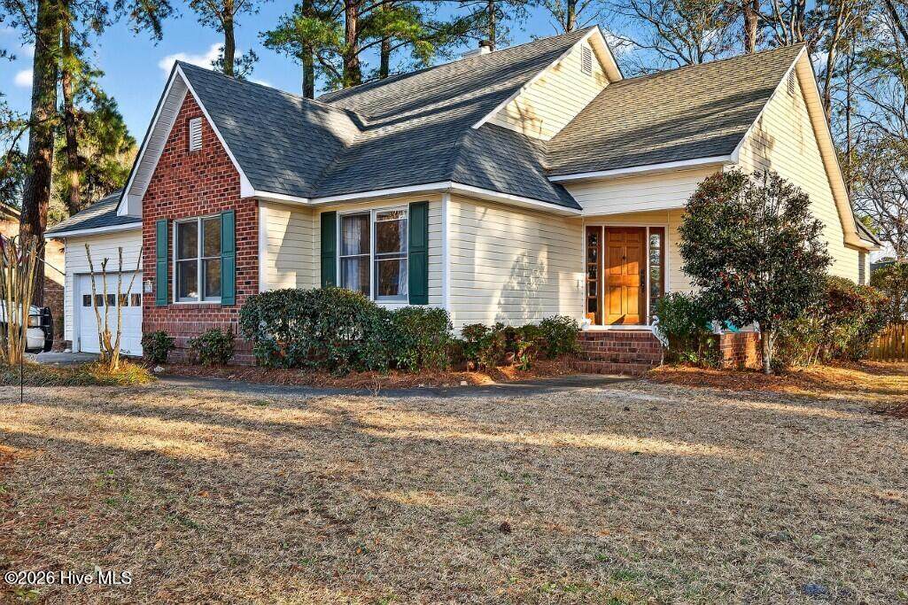 813 Plantation Drive - Photo 1