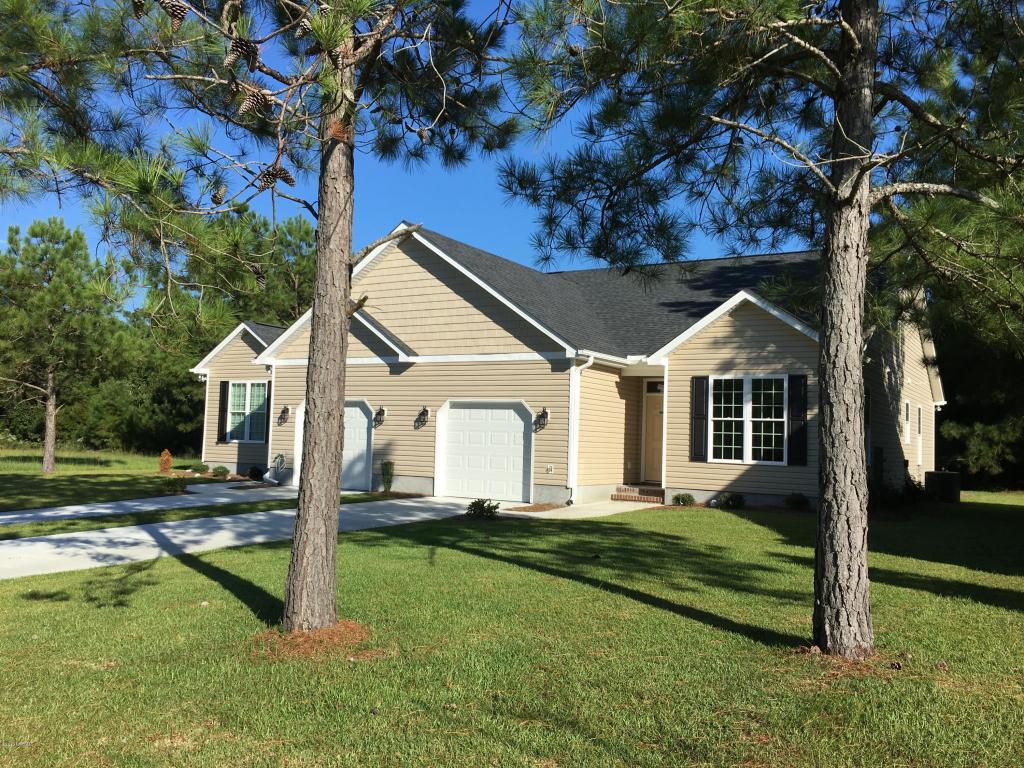 3303 Hogan Court B, Morehead City, NC 28557 (MLS #100001757) :: Century 21 Sweyer & Associates