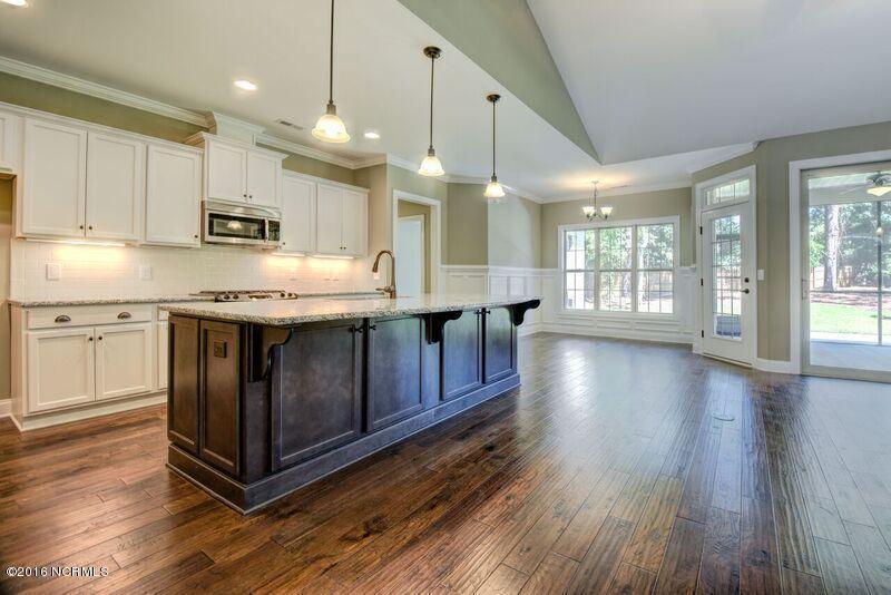 7187 Arbor Oaks Drive, Wilmington, NC 28411 (MLS #100003946) :: Century 21 Sweyer & Associates