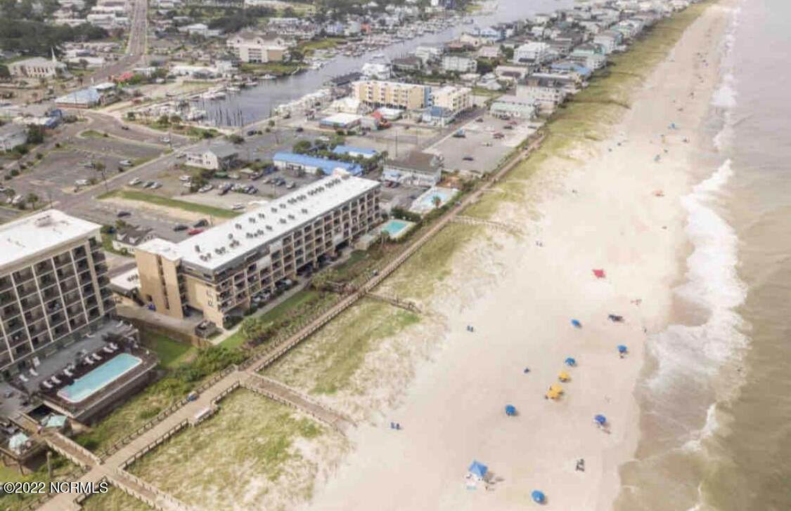 222 Carolina Beach Avenue - Photo 1
