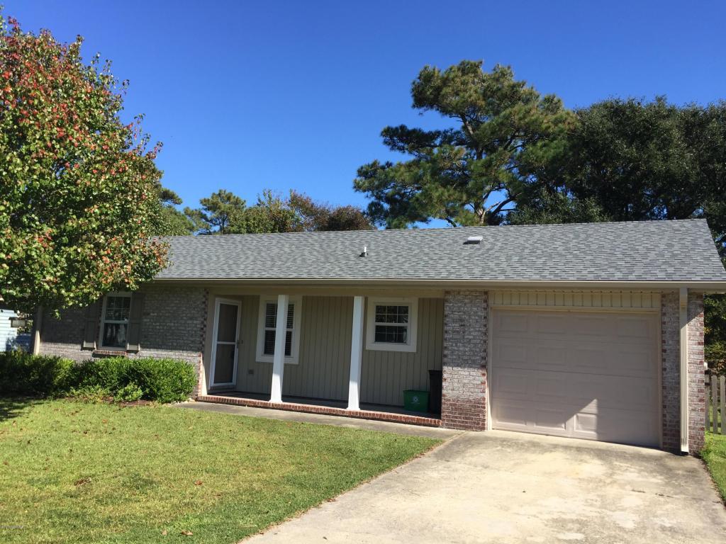 125 Briar Patch Drive, Beaufort, NC 28516 (MLS #100031594) :: Century 21 Sweyer & Associates