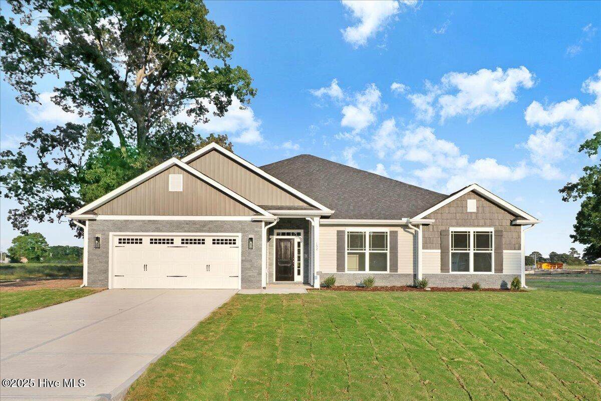 108 Oxford Court - Photo 1