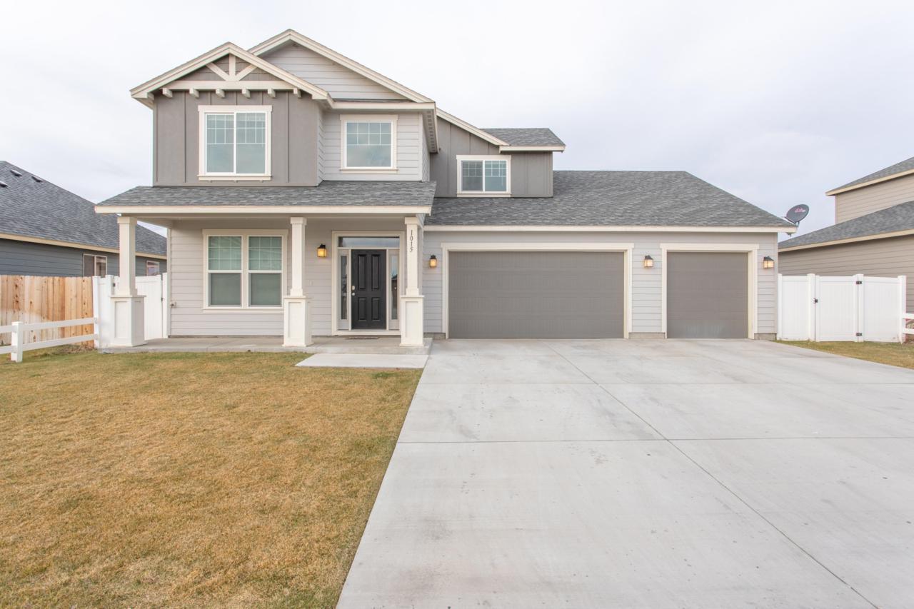 1015 Country Ave - Photo 1
