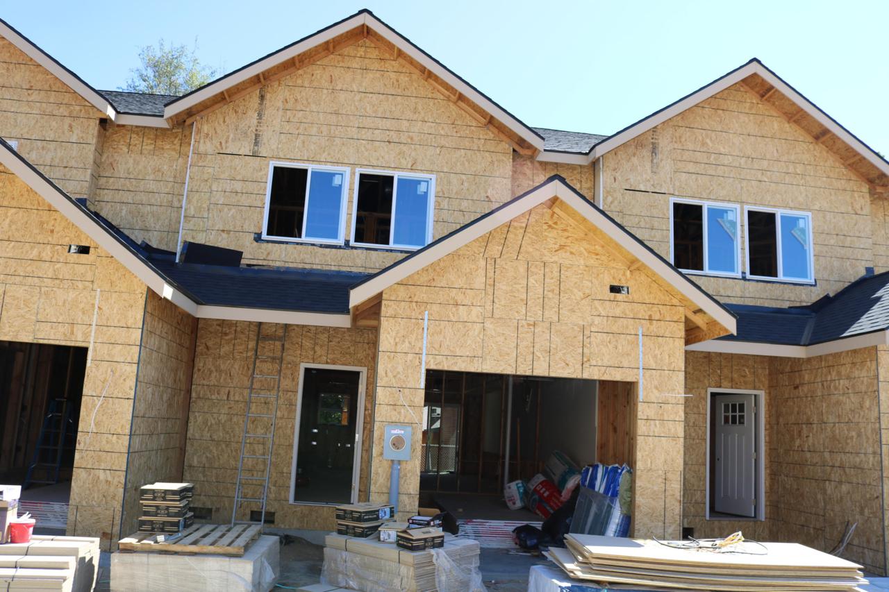 301 River Park Ave - Photo 1