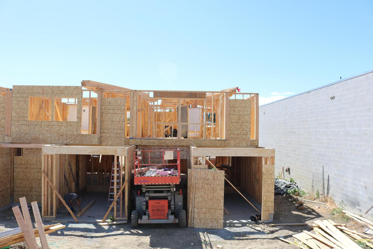 301 River Park Ave - Photo 1