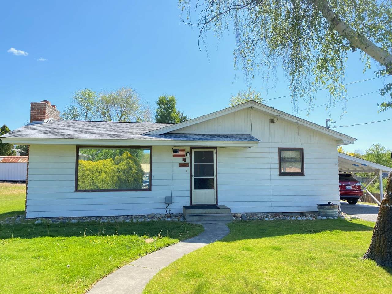 99 Kentucky Ave - Photo 1