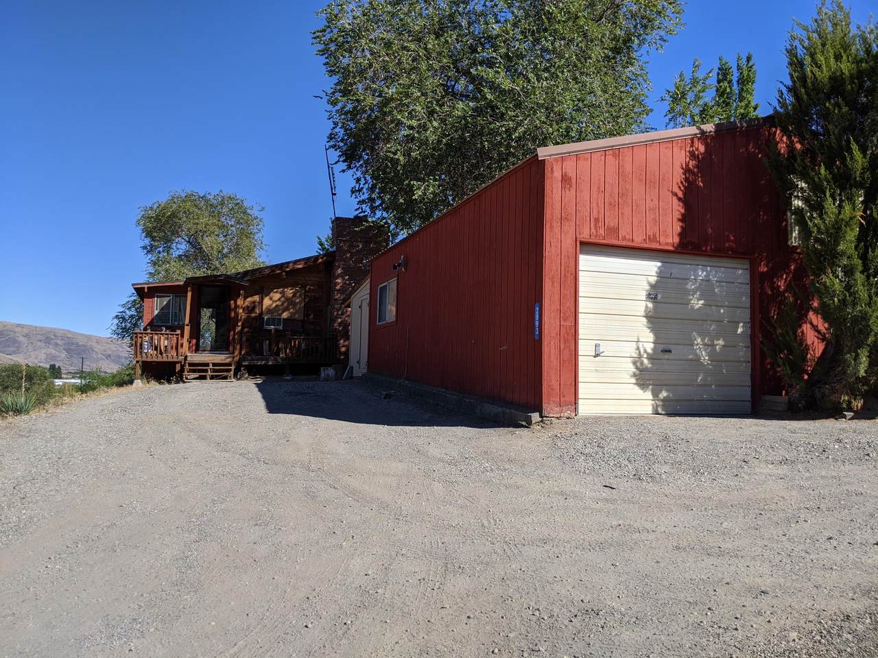 2993 Malaga Alcoa Hwy - Photo 1