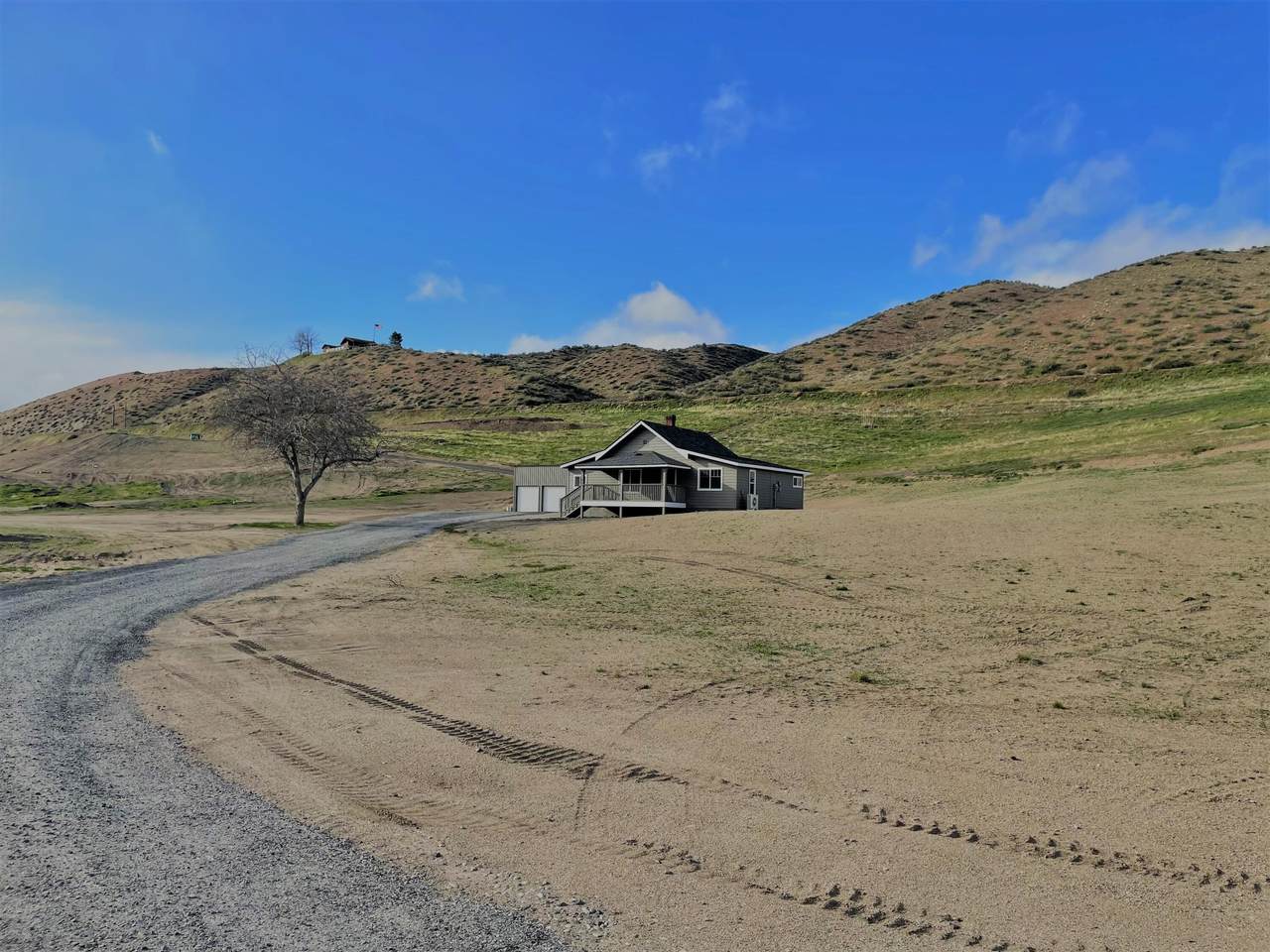 4593 Rock Island Rd - Photo 1