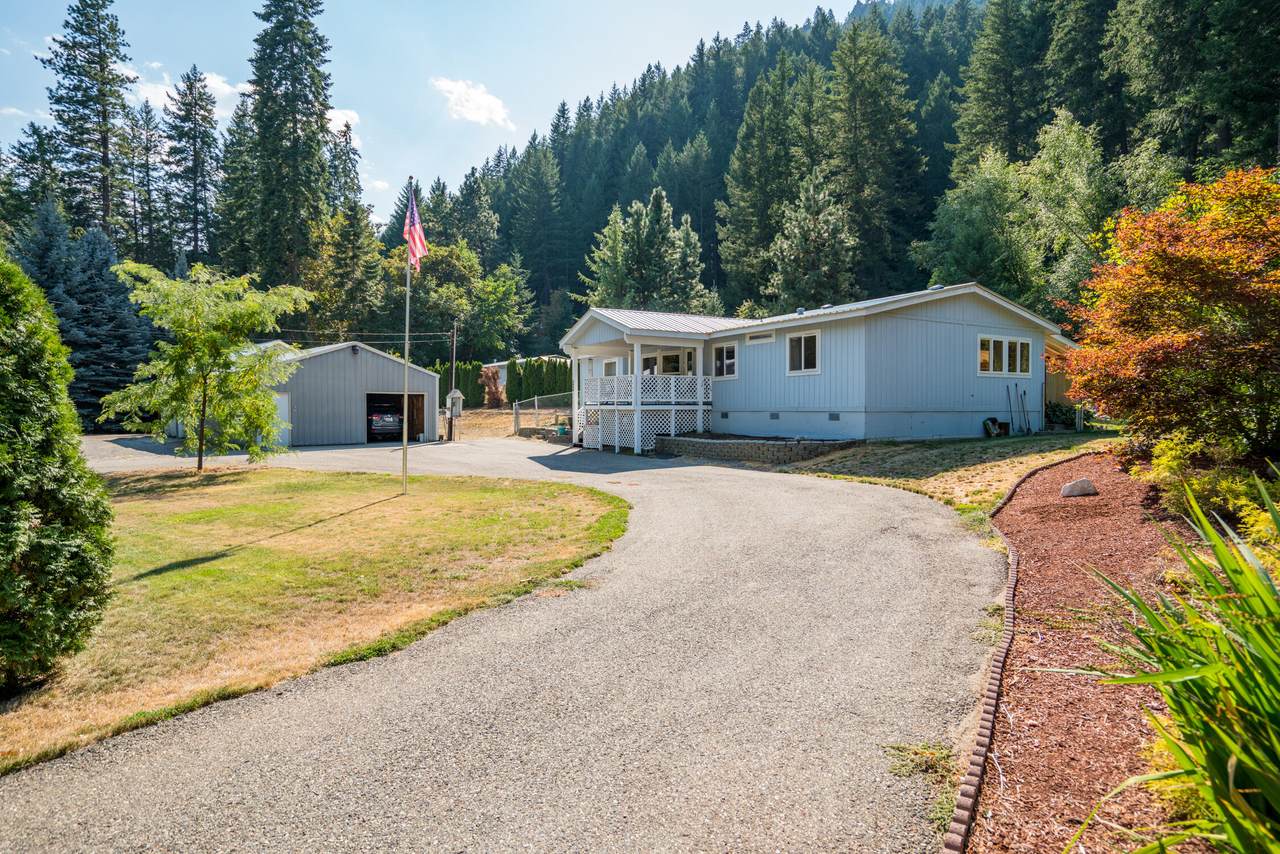 3234 Allen Ln - Photo 1