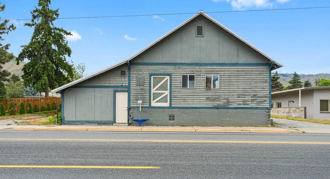 404 Western Ave - Photo 1