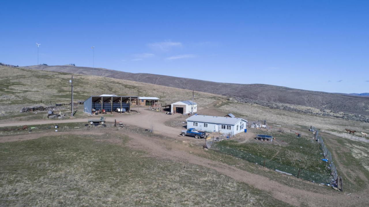 4300 Kingsbury - Photo 1