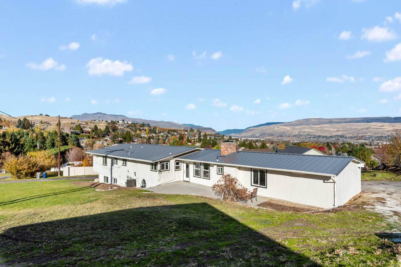 2403 Number 1 Canyon Rd - Photo 1
