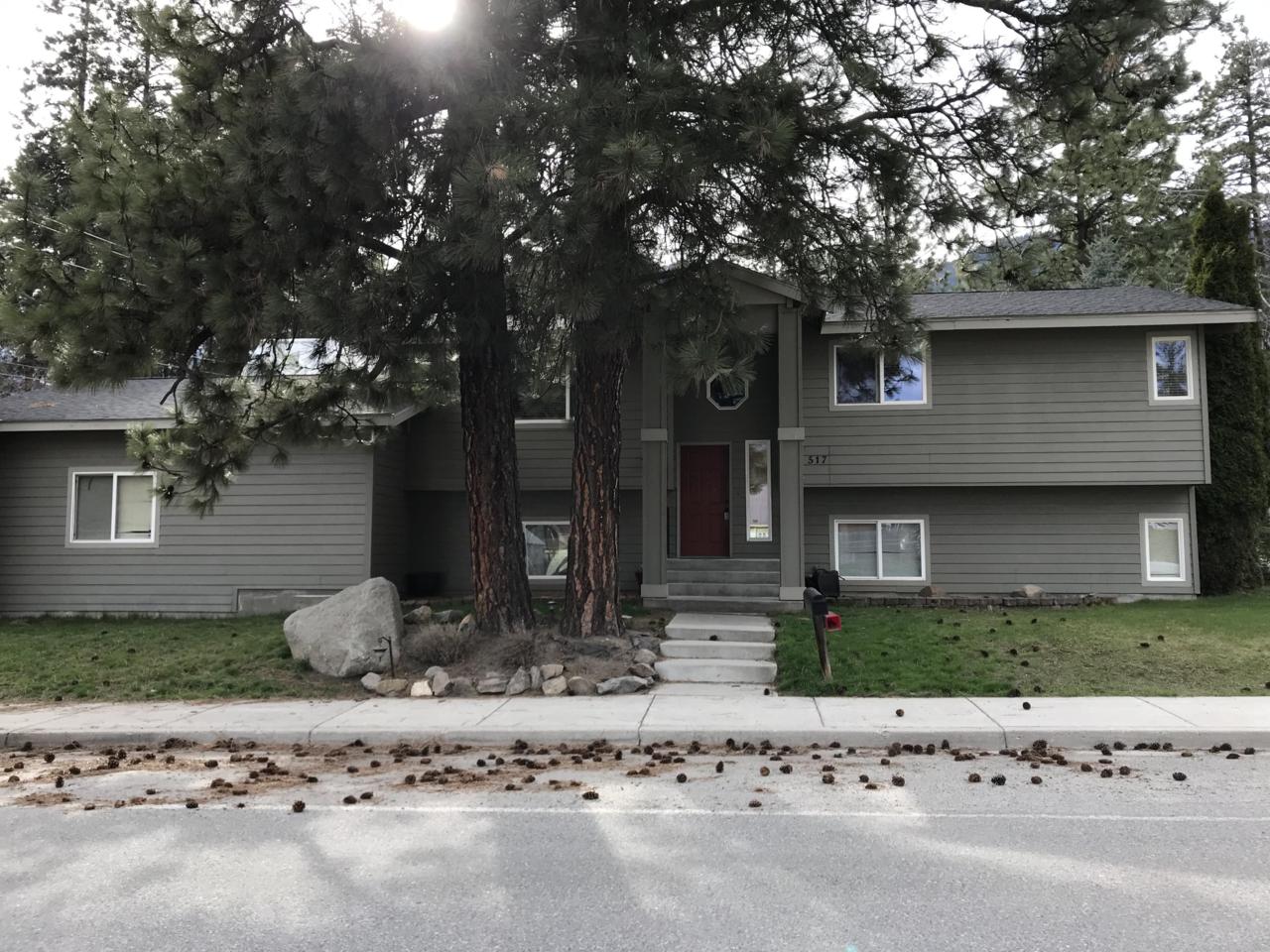 517 Burke Ave - Photo 1