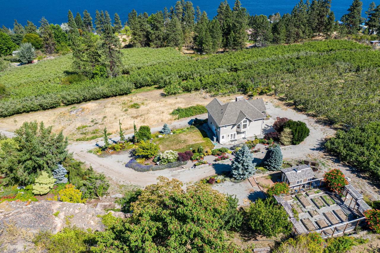15155 Lakeshore Rd - Photo 1