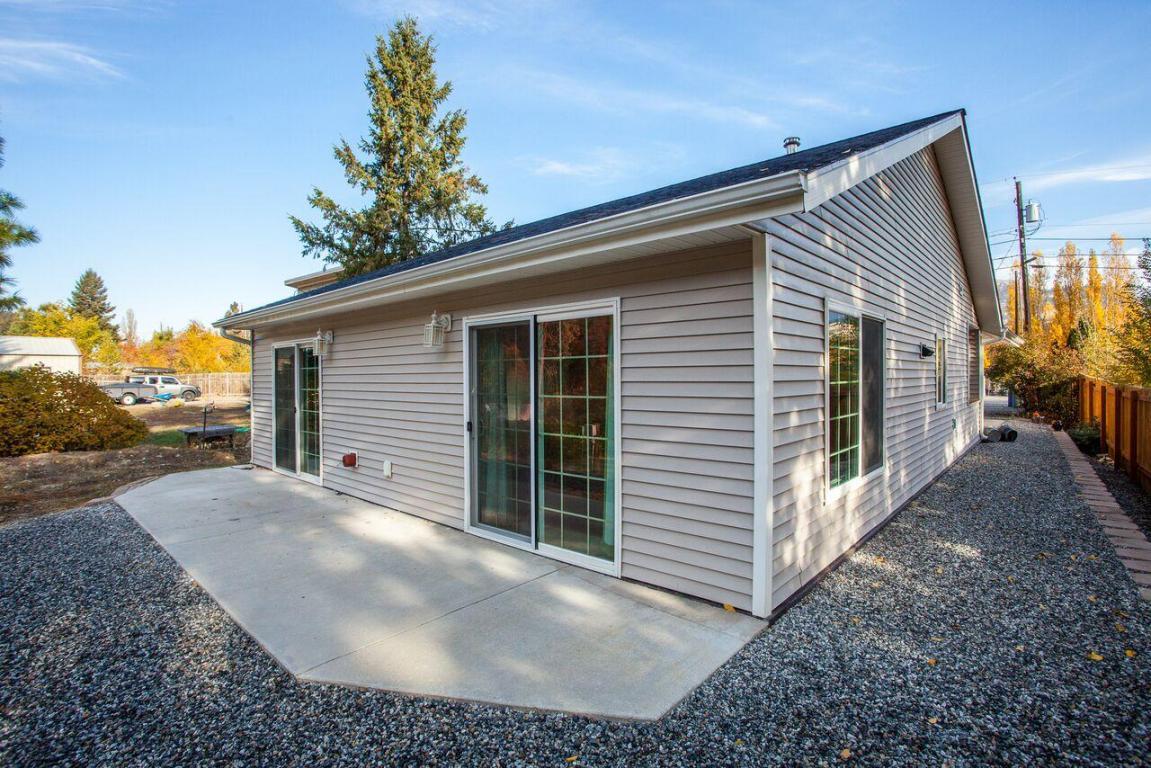 8811 Josephine Ave - Photo 1