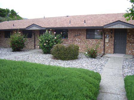 1830 Rocklund Dr - Photo 1