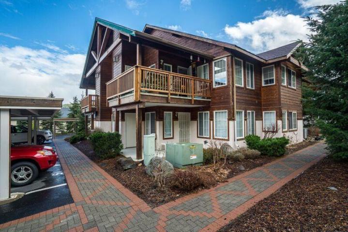 340 Prospect - Photo 1