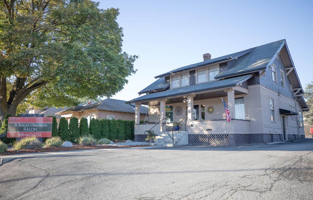 404 Chelan Ave - Photo 1