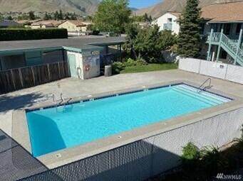 10 Cove - Photo 1