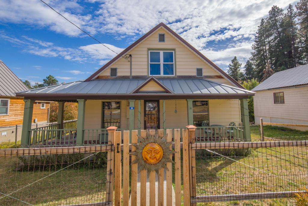306 Utah Ave - Photo 1
