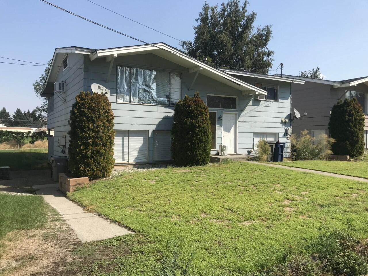 1348/1350 Clements Circle - Photo 1