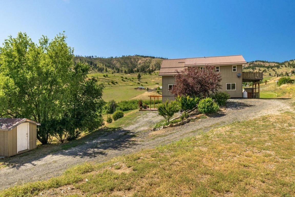 8715 Nahahum Canyon Rd - Photo 1