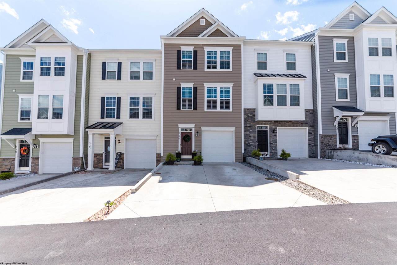 226 Tide Way - Photo 1