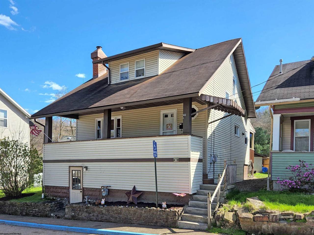 612 Brandon Street - Photo 1