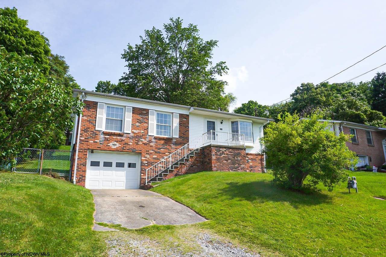 216 Apolla Drive - Photo 1