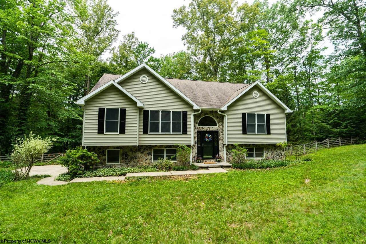 116 Holly Lane - Photo 1