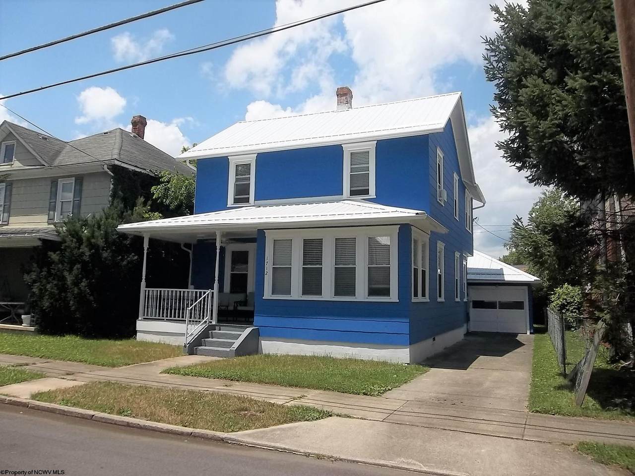 1712 Davis Avenue - Photo 1