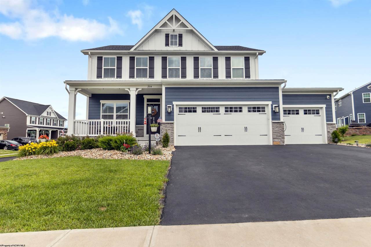 204 Falling Water Lane - Photo 1