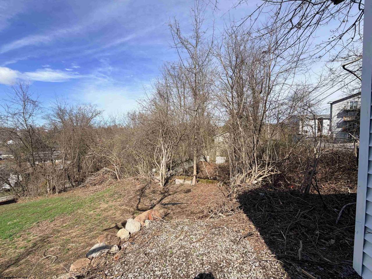 862 Stewart Street - Photo 1