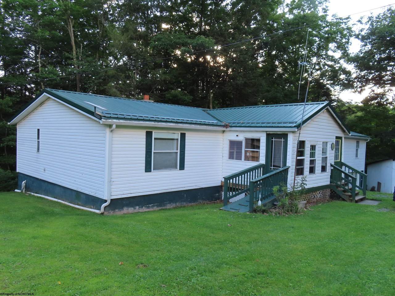 98 Wolford Lane - Photo 1
