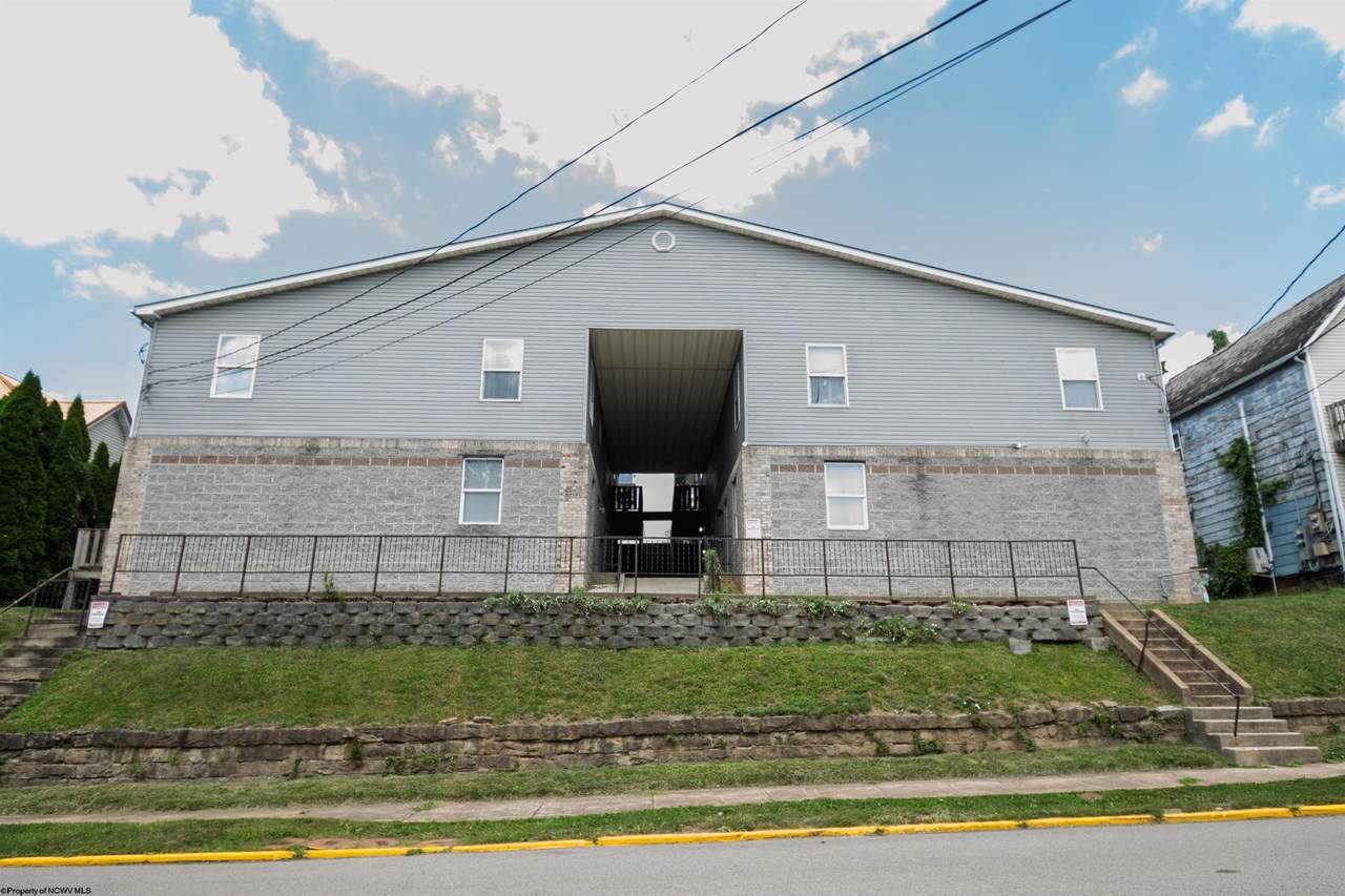 512 Mclane Avenue - Photo 1