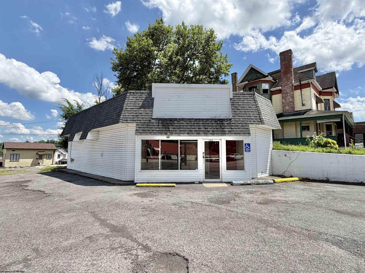 500 Fairmont Avenue - Photo 1