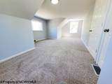 15 Trump Avenue - Photo 12