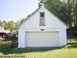 15 Trump Avenue - Photo 32