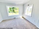 15 Trump Avenue - Photo 8