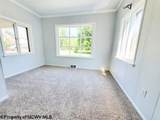 15 Trump Avenue - Photo 9