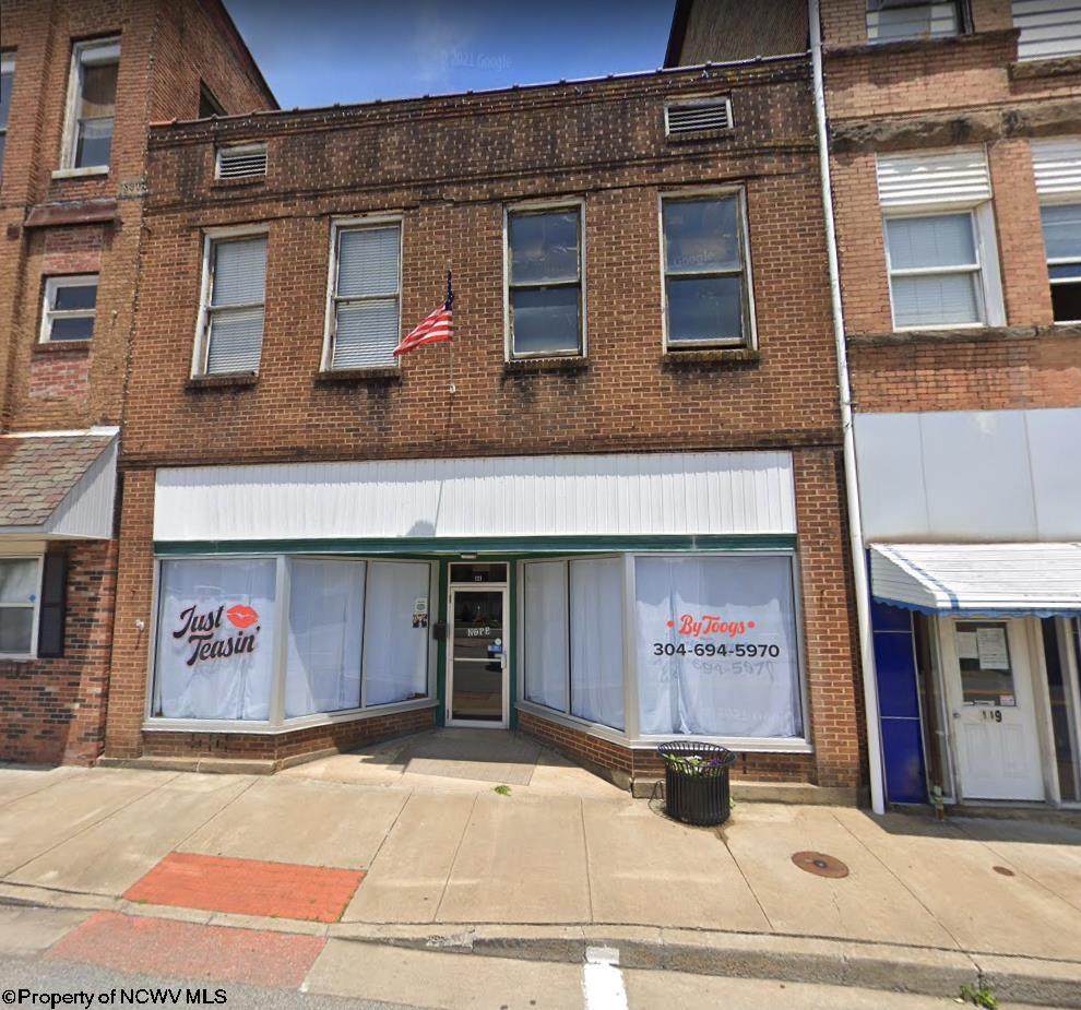 121 Main Street - Photo 1