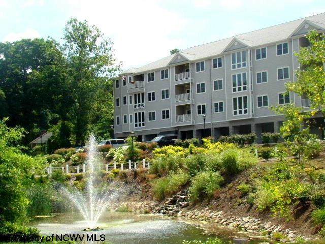 315 Fountain View Drive - Photo 1